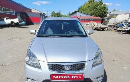 KIA Rio II, 2011 год, 620 000 рублей, 1 фотография