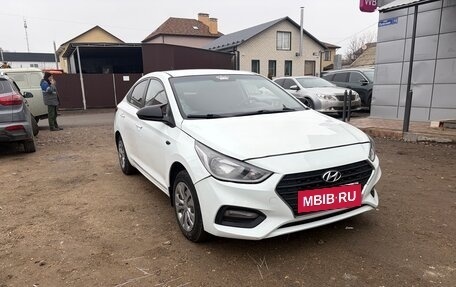 Hyundai Solaris II рестайлинг, 2017 год, 650 000 рублей, 4 фотография