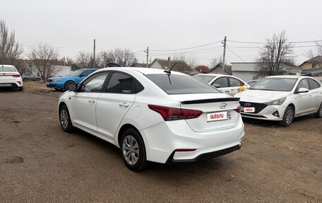 Hyundai Solaris II рестайлинг, 2017 год, 650 000 рублей, 5 фотография