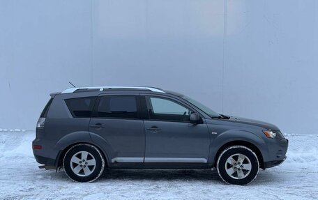 Mitsubishi Outlander III рестайлинг 3, 2008 год, 799 000 рублей, 4 фотография