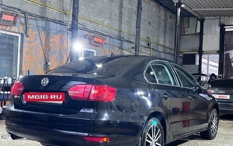 Volkswagen Jetta VI, 2012 год, 870 000 рублей, 3 фотография