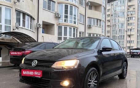 Volkswagen Jetta VI, 2012 год, 870 000 рублей, 6 фотография