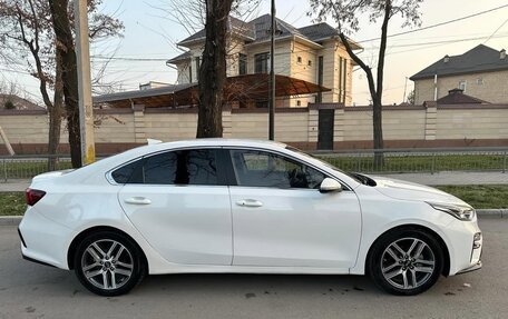 KIA K3, 2022 год, 1 700 000 рублей, 3 фотография