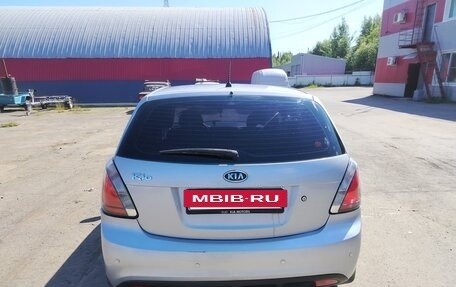 KIA Rio II, 2011 год, 620 000 рублей, 2 фотография