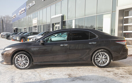 Toyota Camry, 2018 год, 2 875 000 рублей, 6 фотография