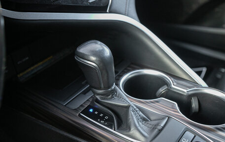 Toyota Camry, 2018 год, 2 875 000 рублей, 11 фотография