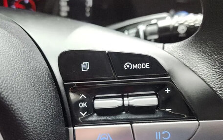 Hyundai Avante, 2022 год, 1 750 000 рублей, 18 фотография