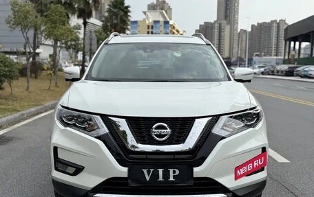 Nissan X-Trail, 2022 год, 1 600 000 рублей, 2 фотография