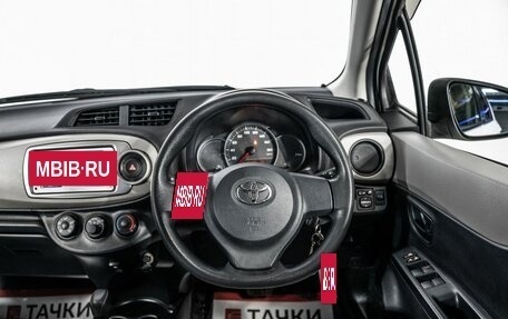 Toyota Vitz, 2013 год, 825 000 рублей, 9 фотография