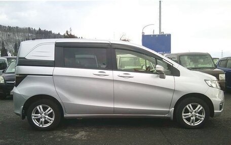 Honda Freed I, 2015 год, 898 000 рублей, 4 фотография