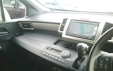 Honda Freed I, 2015 год, 898 000 рублей, 14 фотография