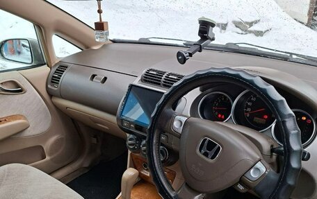 Honda Fit Aria, 2004 год, 185 000 рублей, 7 фотография