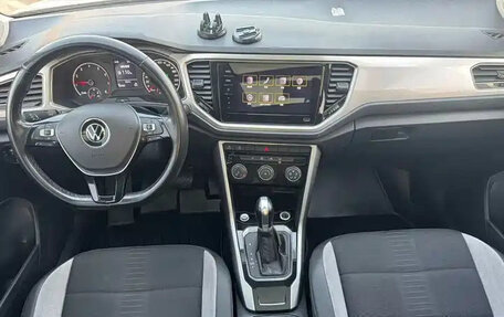 Volkswagen T-Roc I, 2022 год, 1 449 000 рублей, 8 фотография