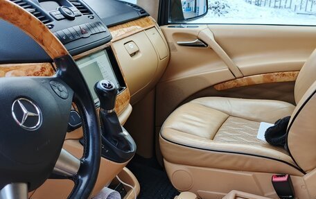 Mercedes-Benz Viano, 2012 год, 3 000 000 рублей, 15 фотография