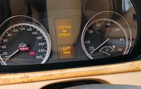 Mercedes-Benz Viano, 2012 год, 3 000 000 рублей, 14 фотография