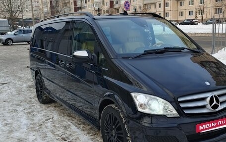 Mercedes-Benz Viano, 2012 год, 3 000 000 рублей, 3 фотография