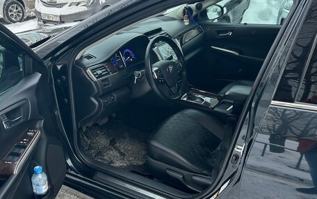 Toyota Camry, 2018 год, 2 600 000 рублей, 9 фотография