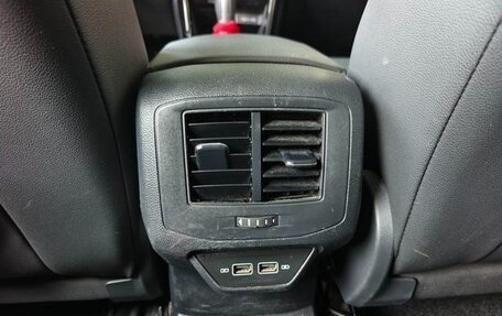 Volkswagen T-Roc I, 2022 год, 1 755 000 рублей, 9 фотография