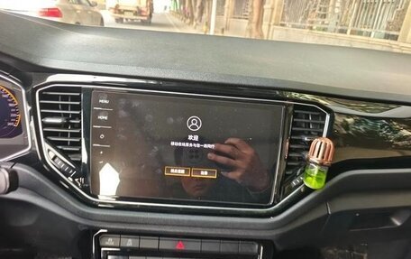 Volkswagen T-Roc I, 2022 год, 1 755 000 рублей, 14 фотография