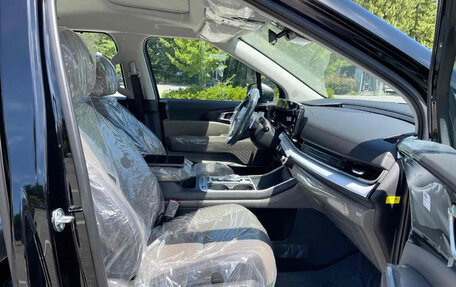 KIA Carnival, 2024 год, 7 700 300 рублей, 8 фотография