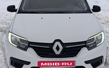 Renault Logan II, 2020 год, 640 000 рублей, 1 фотография