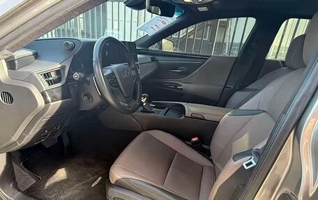 Lexus ES VII, 2023 год, 3 427 000 рублей, 6 фотография