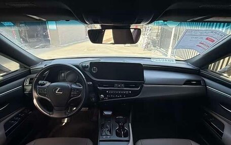 Lexus ES VII, 2023 год, 3 427 000 рублей, 8 фотография