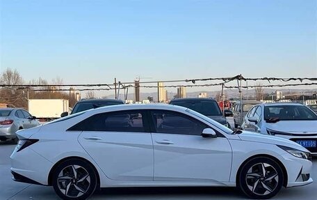 Hyundai Elantra, 2022 год, 1 480 000 рублей, 5 фотография