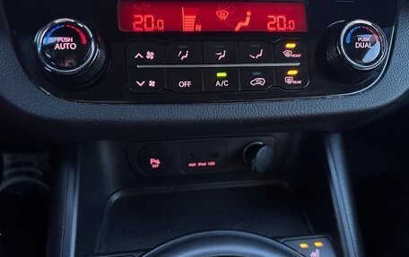 KIA Sportage III, 2011 год, 1 080 000 рублей, 10 фотография