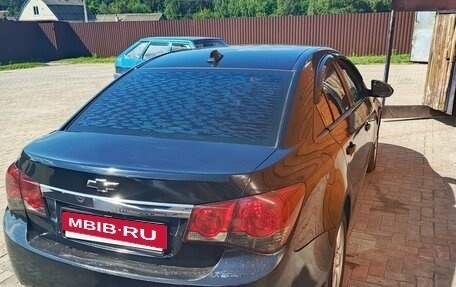 Chevrolet Cruze II, 2010 год, 590 000 рублей, 3 фотография