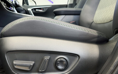 Toyota RAV4, 2025 год, 4 200 000 рублей, 14 фотография