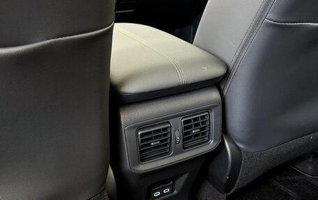 Toyota RAV4, 2025 год, 4 200 000 рублей, 26 фотография