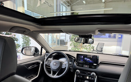 Toyota RAV4, 2025 год, 4 200 000 рублей, 24 фотография