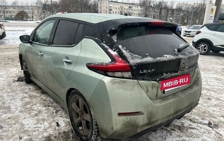 Nissan Leaf II, 2018 год, 1 590 000 рублей, 3 фотография
