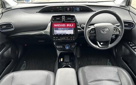 Toyota Prius IV XW50, 2022 год, 1 640 111 рублей, 9 фотография