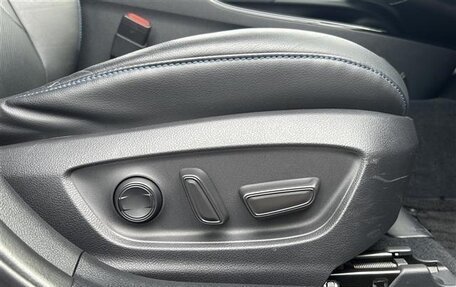 Toyota Prius IV XW50, 2022 год, 1 640 111 рублей, 18 фотография