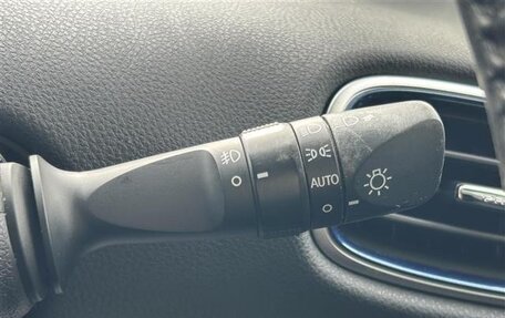 Toyota Prius IV XW50, 2022 год, 1 640 111 рублей, 30 фотография