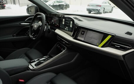 Audi Q5, 2025 год, 7 070 000 рублей, 27 фотография