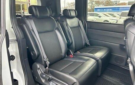 Honda Stepwgn, 2022 год, 2 215 000 рублей, 23 фотография