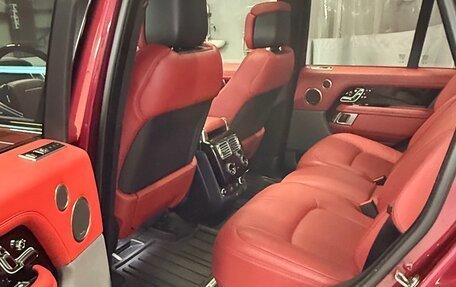 Land Rover Range Rover IV рестайлинг, 2021 год, 11 000 000 рублей, 12 фотография