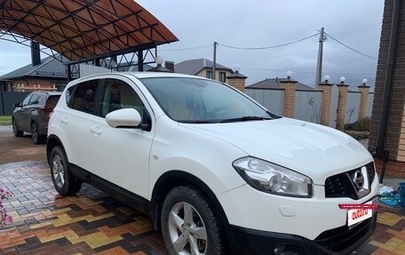 Nissan Qashqai, 2012 год, 750 000 рублей, 2 фотография