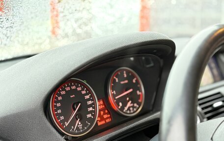 BMW X5, 2011 год, 2 070 000 рублей, 31 фотография