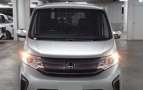 Honda Stepwgn IV, 2021 год, 1 773 000 рублей, 2 фотография