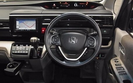 Honda Stepwgn IV, 2021 год, 1 773 000 рублей, 11 фотография