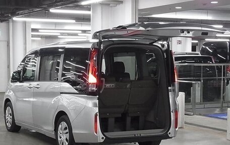 Honda Stepwgn IV, 2021 год, 1 773 000 рублей, 36 фотография