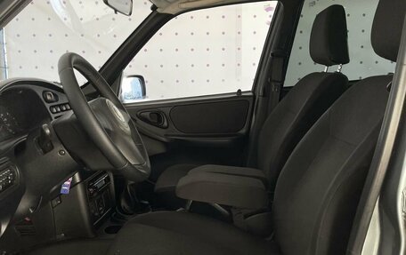 Chevrolet Niva I рестайлинг, 2015 год, 700 000 рублей, 11 фотография