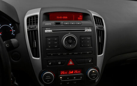 KIA cee'd I рестайлинг, 2010 год, 990 000 рублей, 18 фотография