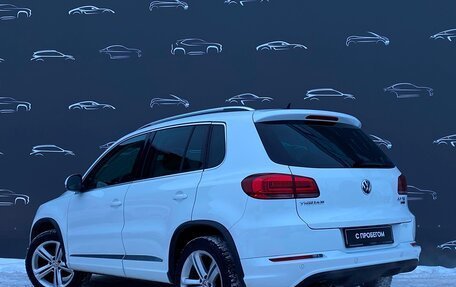 Volkswagen Tiguan I, 2016 год, 1 989 700 рублей, 4 фотография