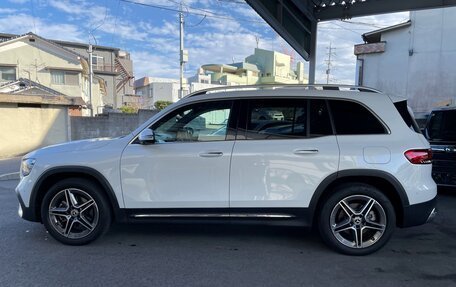 Mercedes-Benz GLB, 2022 год, 2 144 000 рублей, 3 фотография