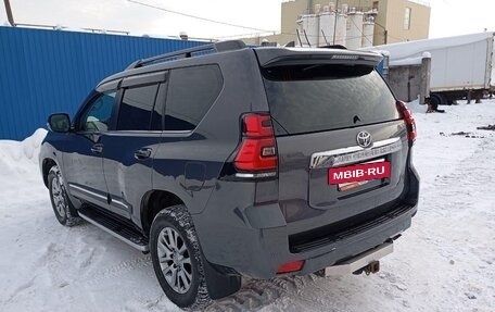 Toyota Land Cruiser Prado 150 рестайлинг 2, 2017 год, 5 200 000 рублей, 4 фотография